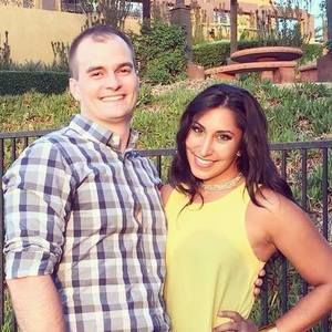 Meet your Posher, Becky